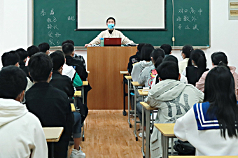 �γ�����