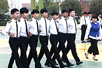 �γ�����