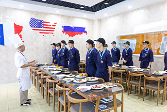 �¶�����ʦ��ѵʵѵ��ѧ