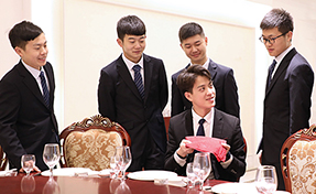 �����¶����Կ���ѧ