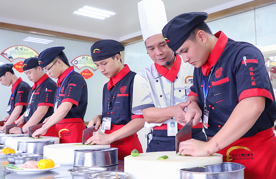 �������ް�