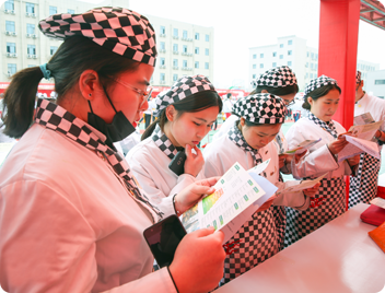 ��ҵǰ����ҵ��У��Ƹ