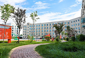 �����¶���μˮУ������