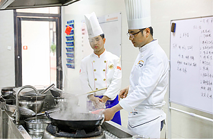 �¶������/����ѧУ����Ҫ��