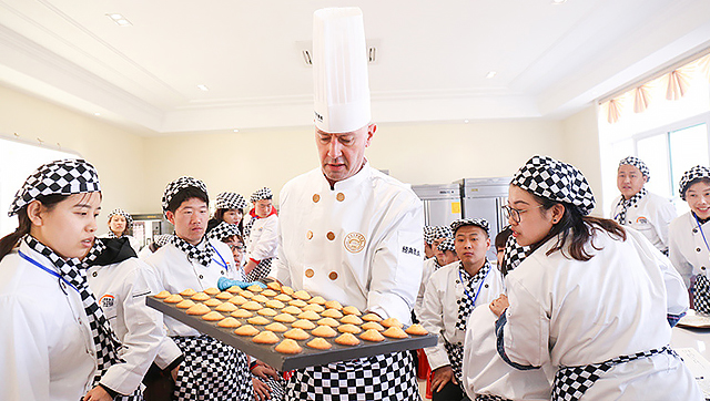 ݼӢ����רҵ