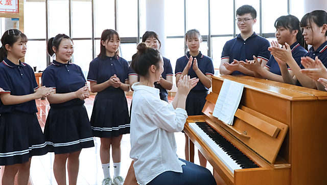 �׶�����רҵ