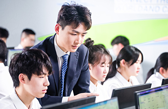 ��������רҵ